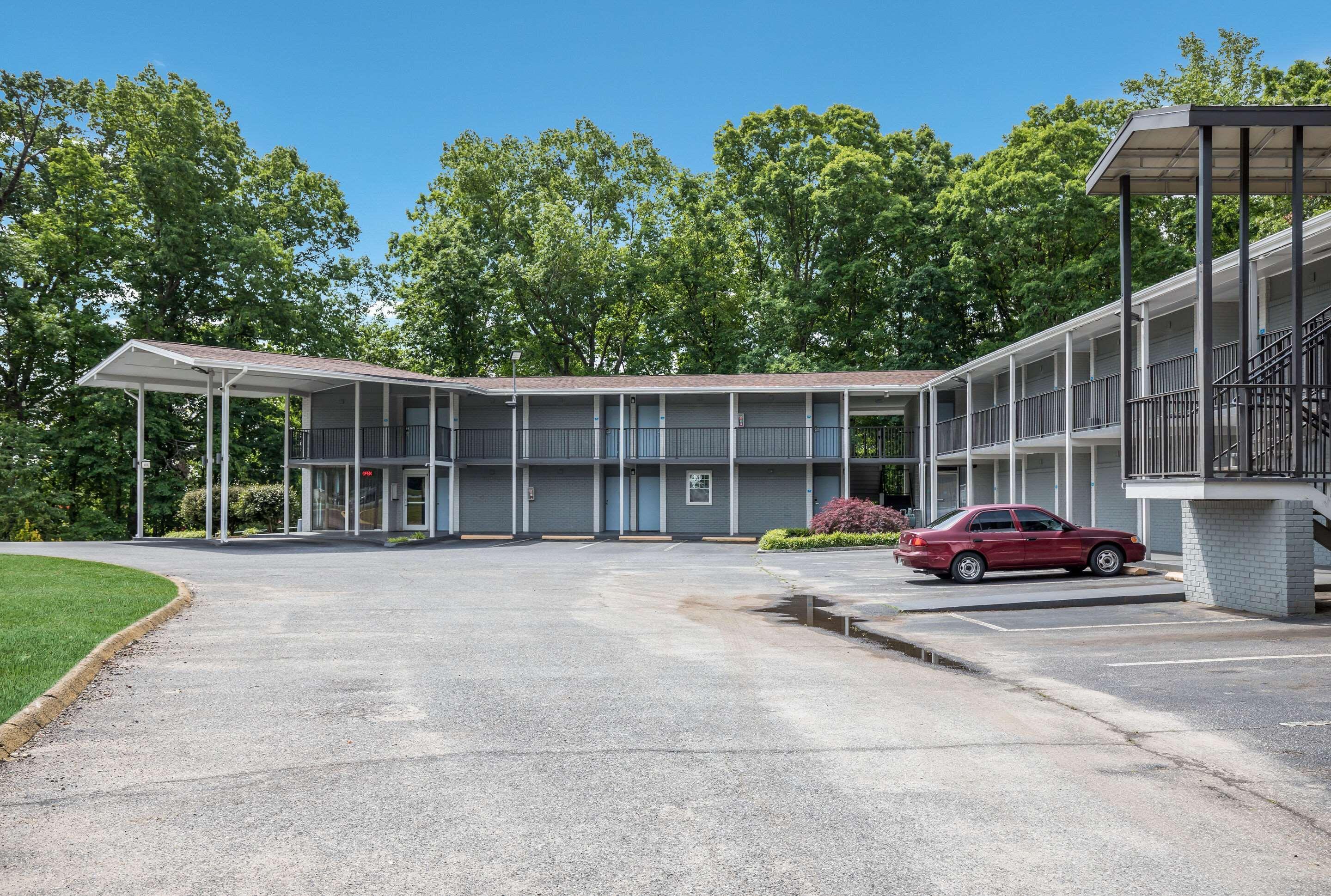 Rodeway Inn Anderson Buitenkant foto