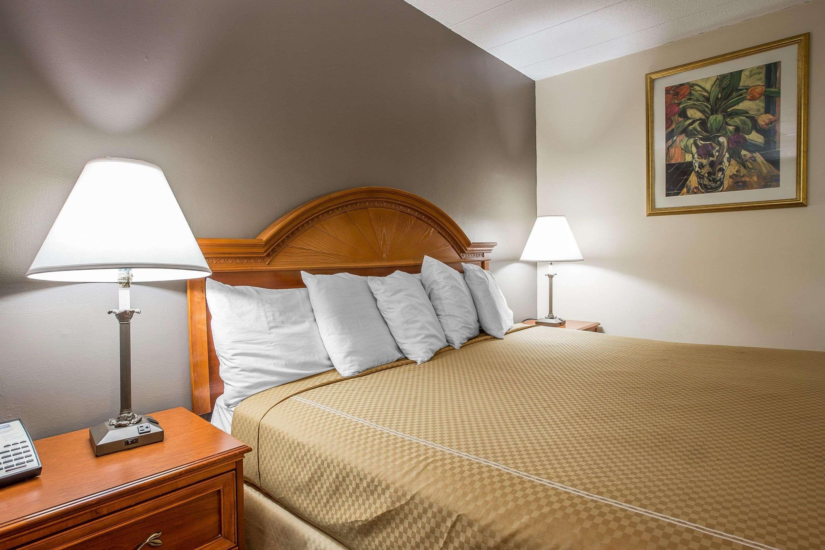 Rodeway Inn Anderson Buitenkant foto