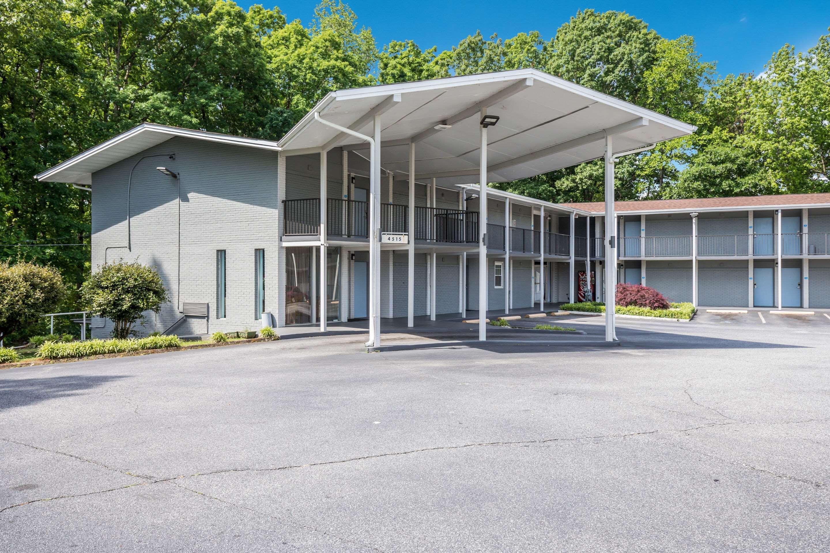 Rodeway Inn Anderson Buitenkant foto